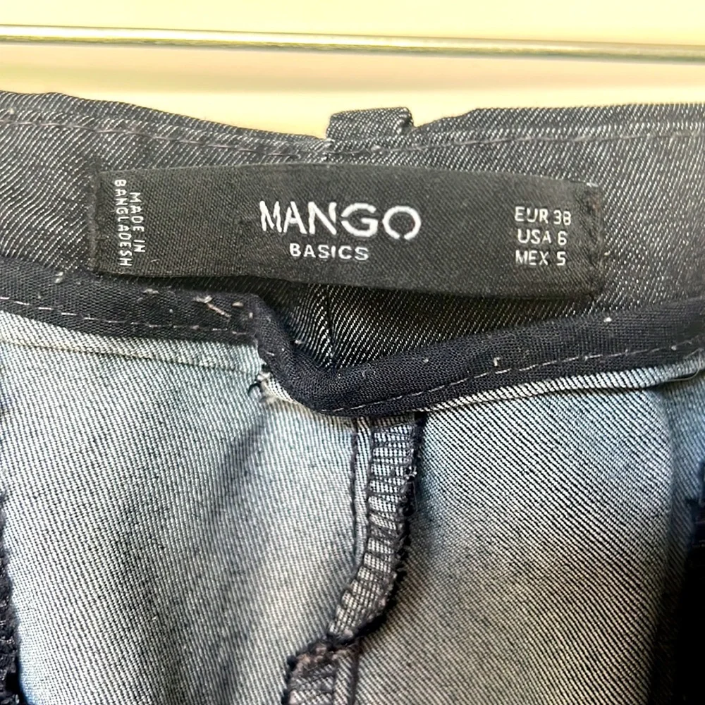 MANGO - Picture 5 of 10